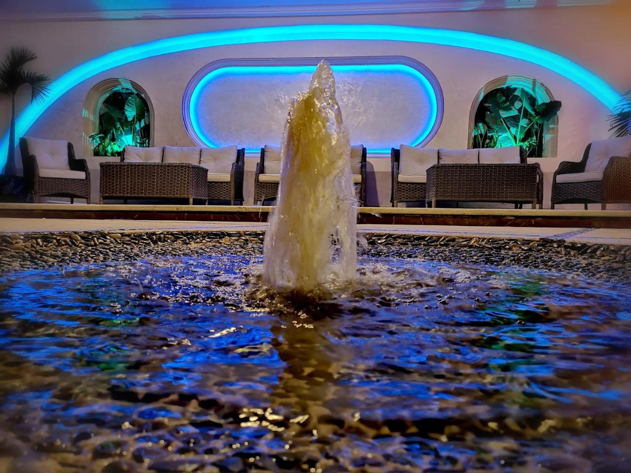 Hotel Blue Star Канкун Екстериор снимка