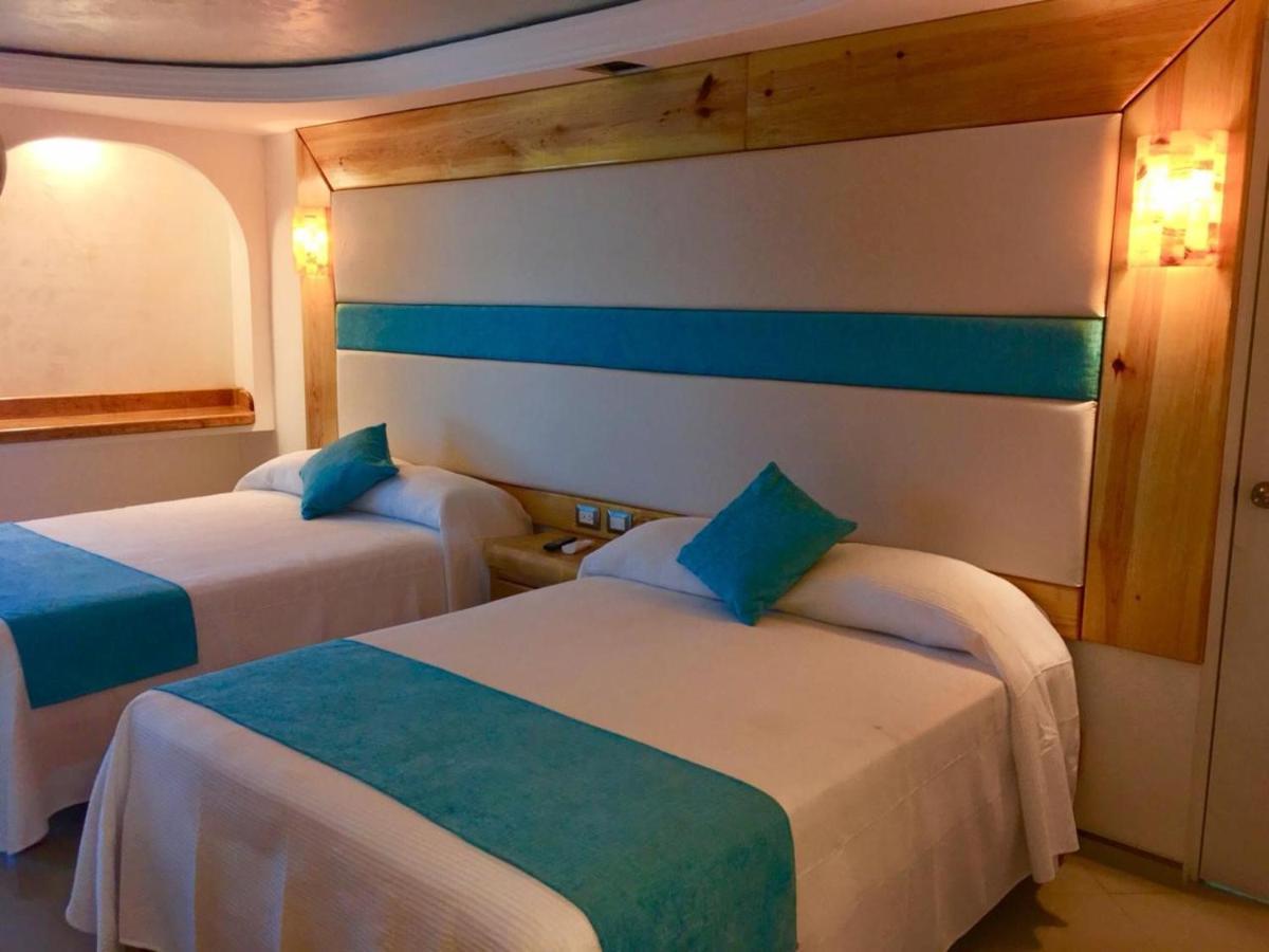 Hotel Blue Star Канкун Екстериор снимка